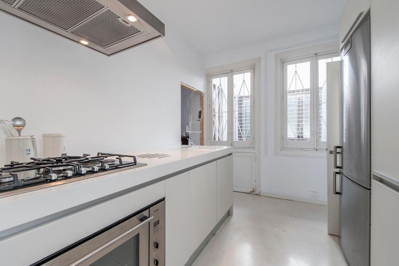 Bnbholder Refined Duplex Malasana Apartment Madrid Exterior photo